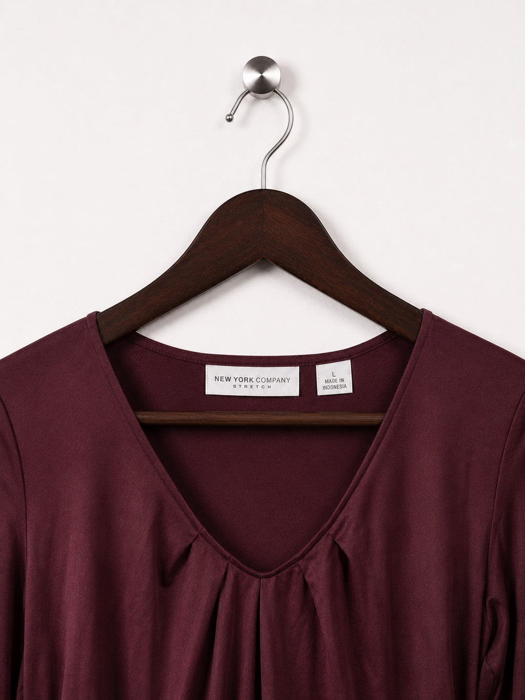 New York & Company Women's Burgundy Top Size – L
