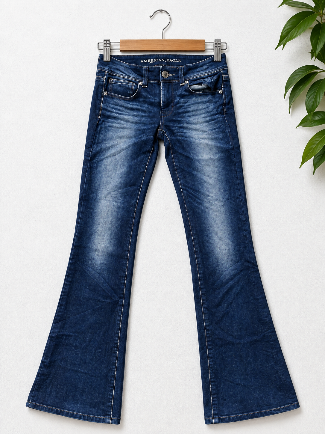 American Eagle Women's Medium Wash Flared Bootcut Jeans -