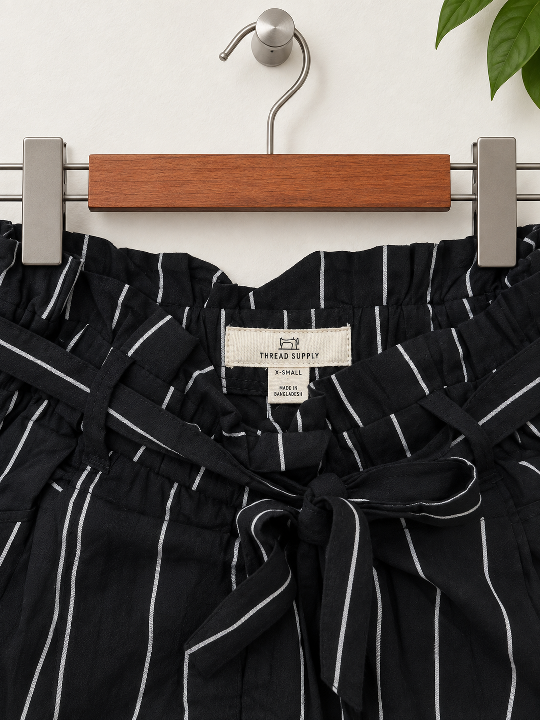 Thread Supply Women's Black Striped Trousers - Size XS