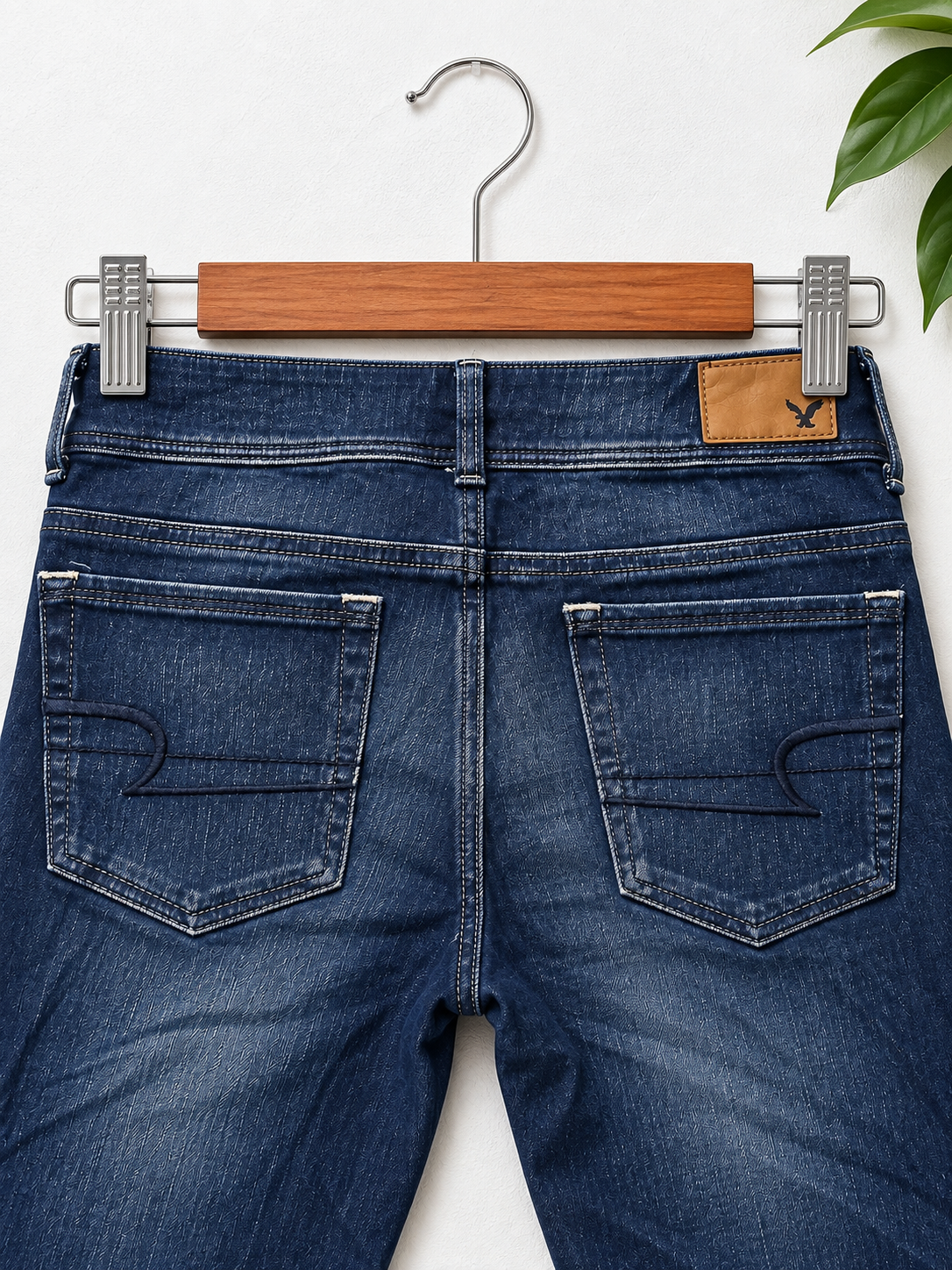 American Eagle Women's Medium Wash Flared Bootcut Jeans -