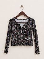 SO Women's Floral Long Sleeve Lettuce Trim Top – Size XS