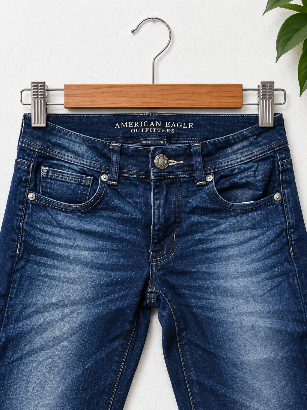 American Eagle Women's Medium Wash Flared Bootcut Jeans -