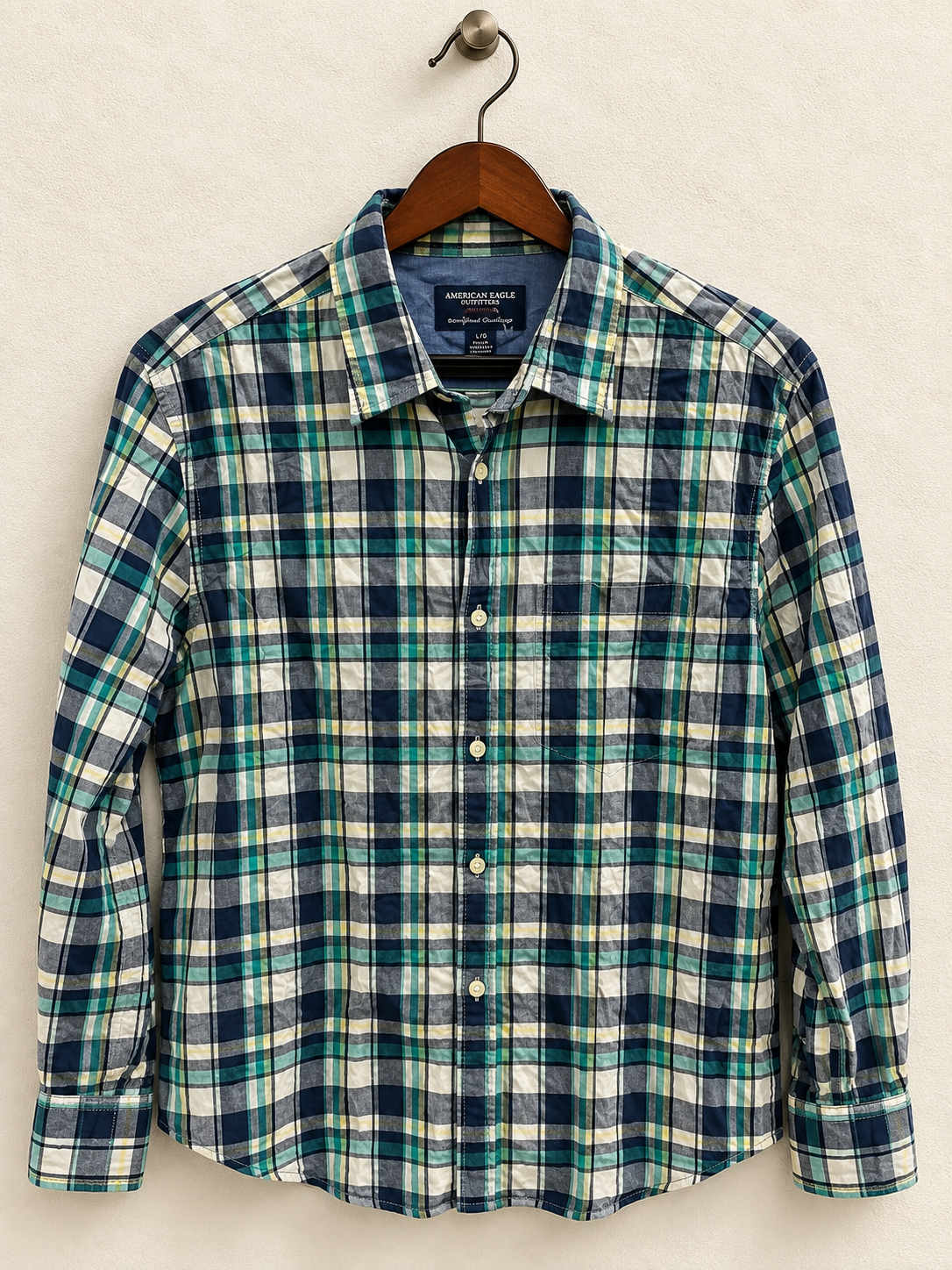 American Eagle Outfitters Men's Plaid Long Sleeve Button-Down Shirt Size - L