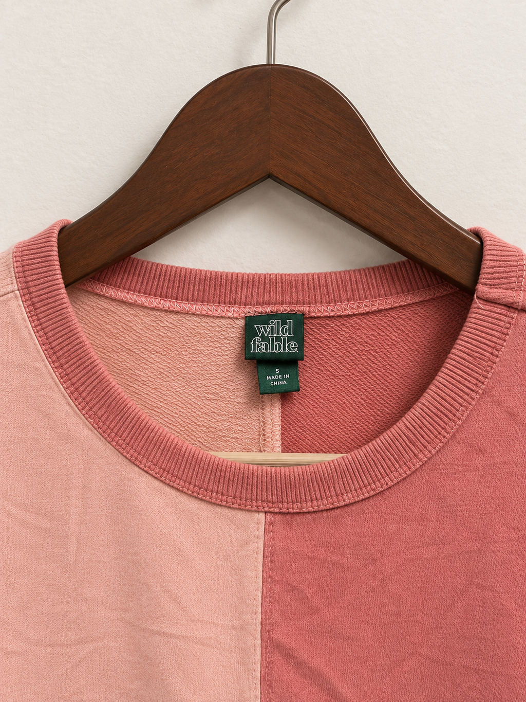 Wild Fable Pink Long Sleeve Cropped Sweatshirt - Size S