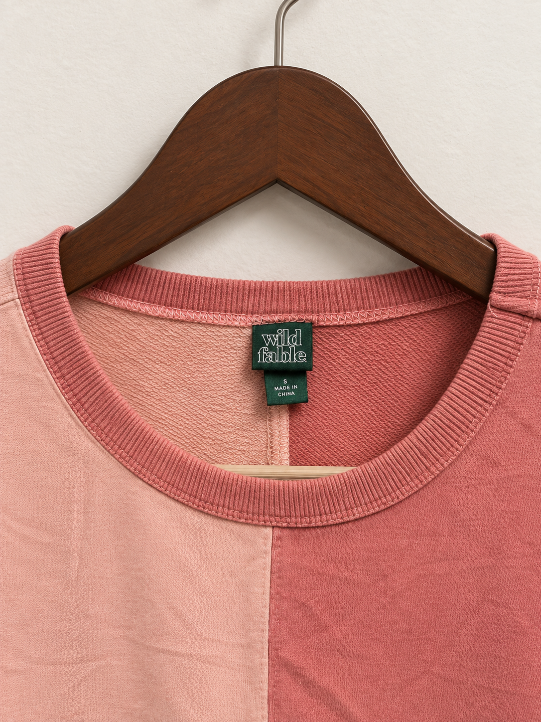 Wild Fable Pink Long Sleeve Cropped Sweatshirt - Size S