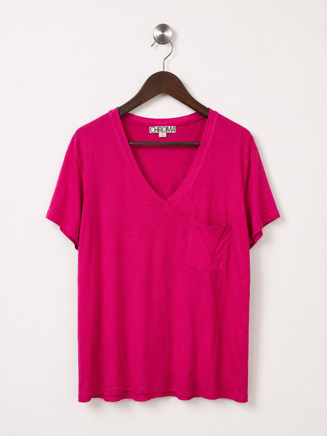 CHROMA Women's Fuchsia Pink T-Shirt – Size L