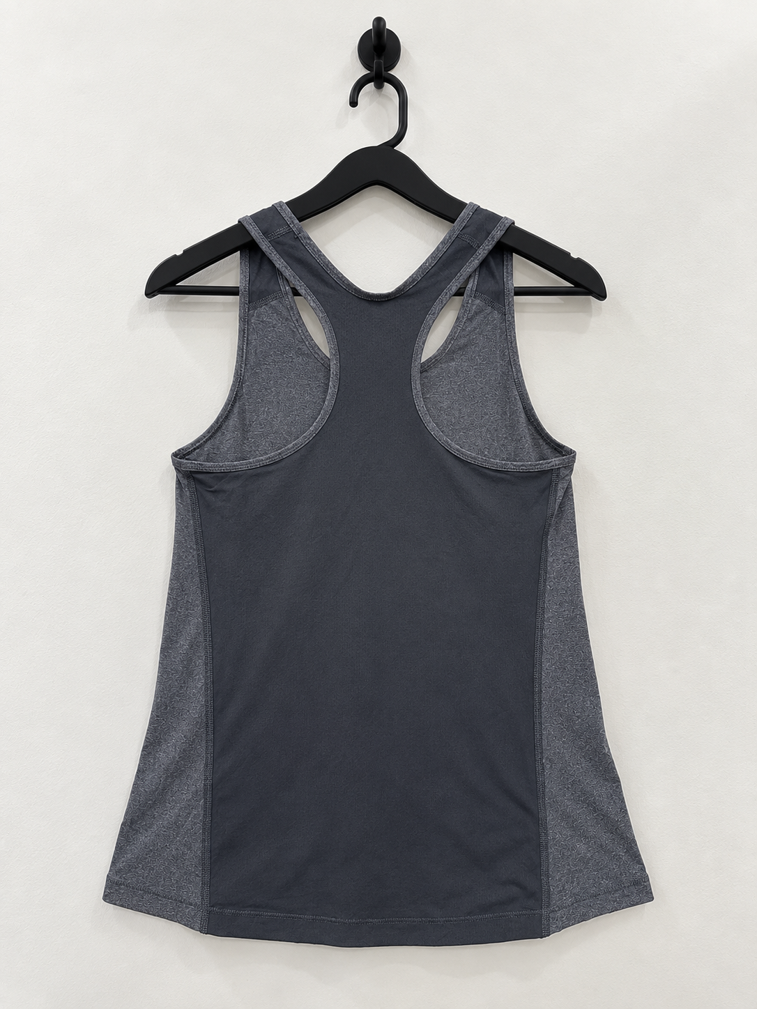 Nike Women's Dri-FIT Grey Workout Gym Tank Top Size - S