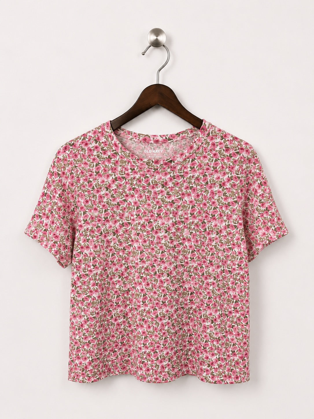 Old Navy Everywear Women's Pink Floral Crewneck T-Shirt – Size M