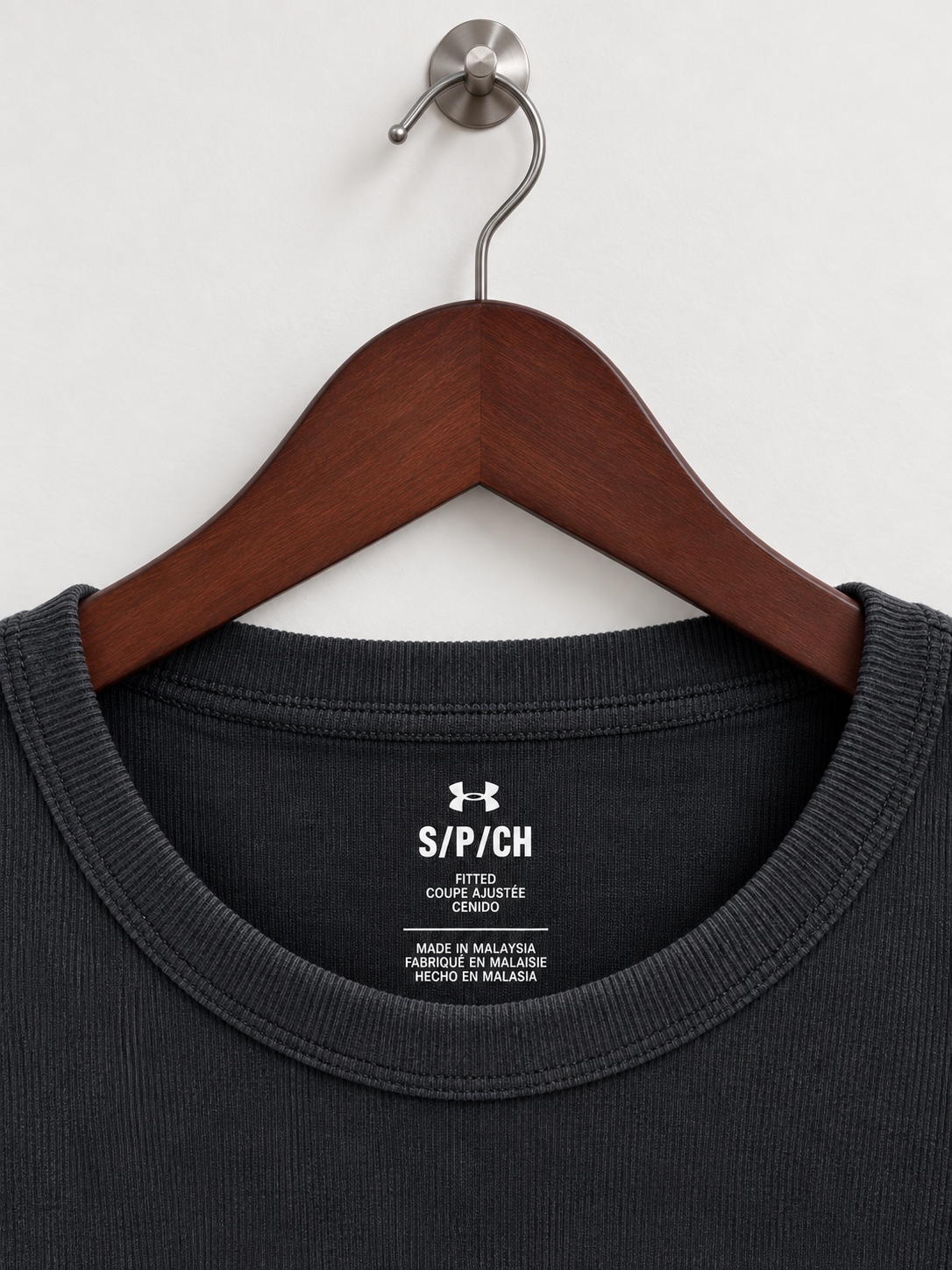 Under Armour Women's Black Ribbed Short Sleeve Crop Top – Size Small