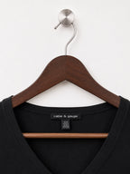 Cable & Gauge Solid Black Women Tshirt Size - M