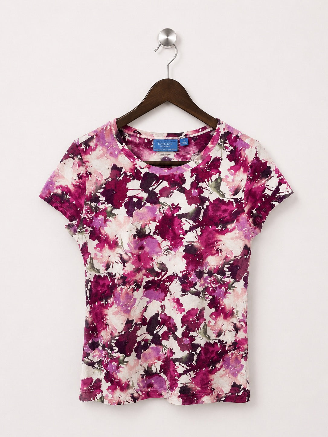 Simply Vera Vera Wang Women's Magenta Floral Watercolor T-Shirt – Size M