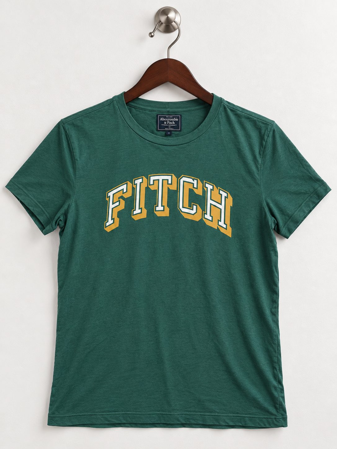 Abercrombie & Fitch Men's "FITCH" Graphic T-Shirt  Size - M