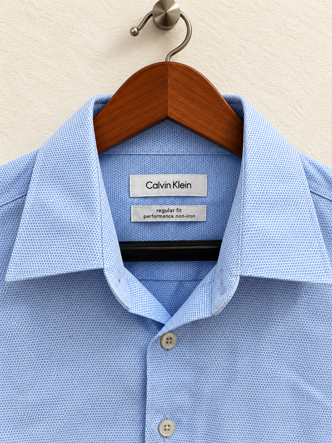 Calvin Klein Men's Light Blue Performance Non-Iron Long Sleeve Dress Shirt