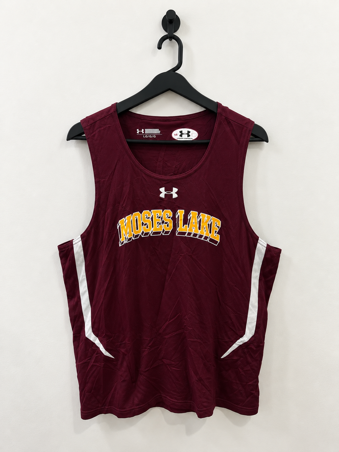 Under Armour Men's Maroon Basketball Jersey Tank Top Size - L