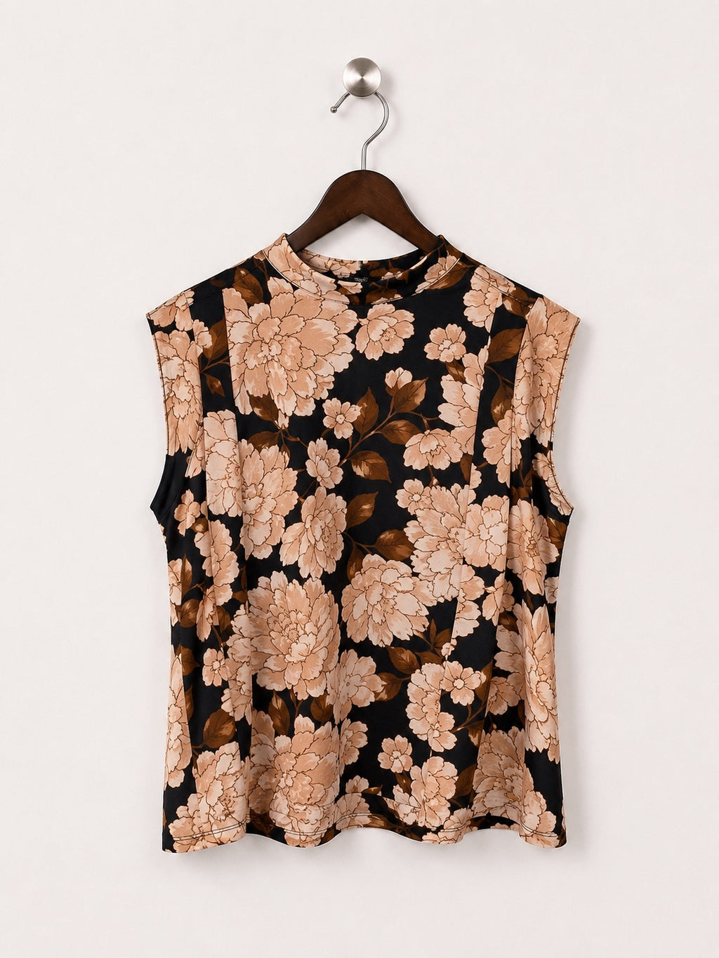 Who What Wear Women's Beige & Black Floral Top Size –M