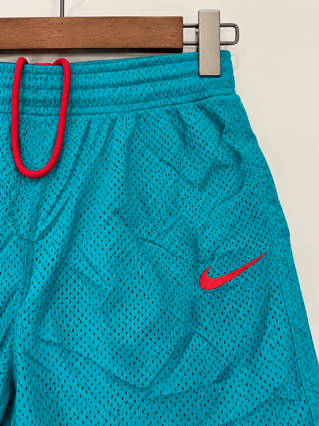 Nike Dri-FIT Teal Mesh Basketball Shorts - Size M
