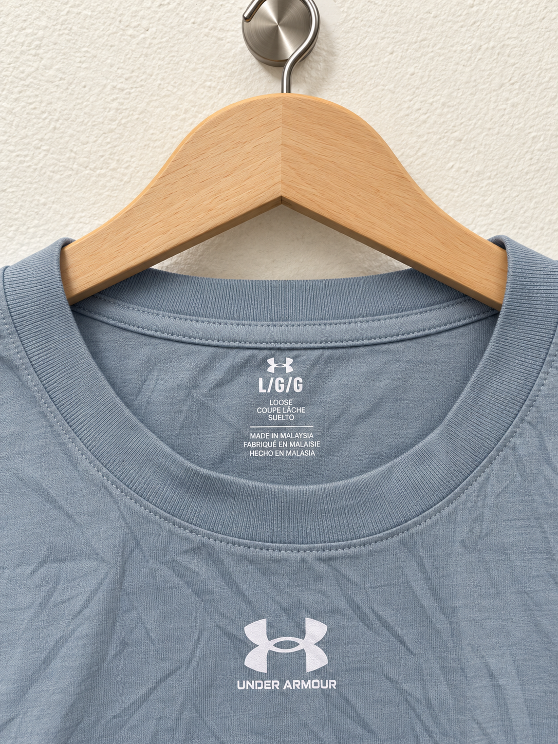 Under Armour Loose Fit Short Sleeve UnisexTee Size - L