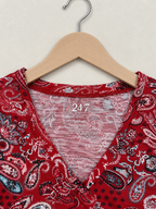 24/7 Red Sleeveless V-Neck Casual Top Size -L
