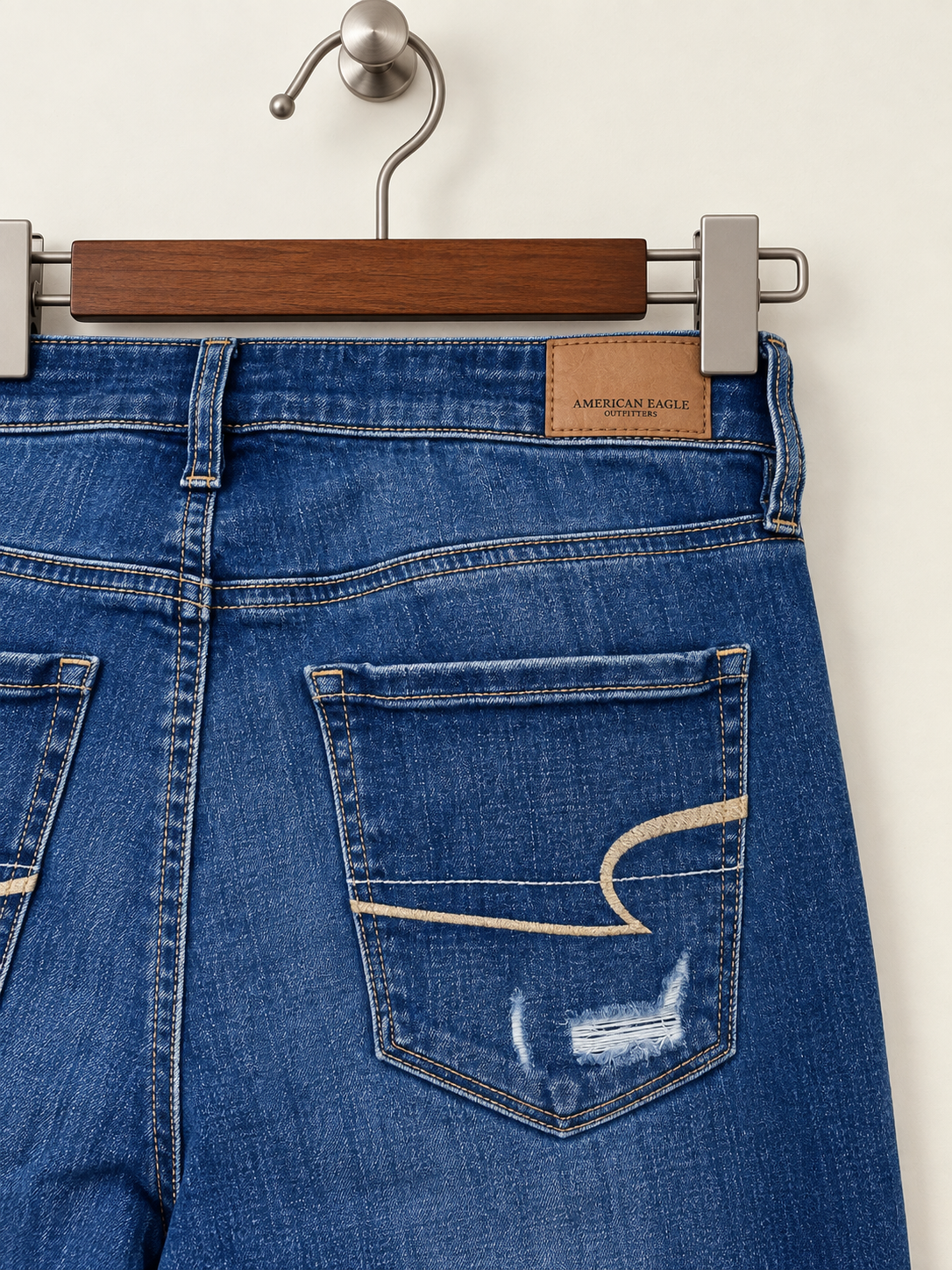 American Eagle Women's Distressed Denim Jeans