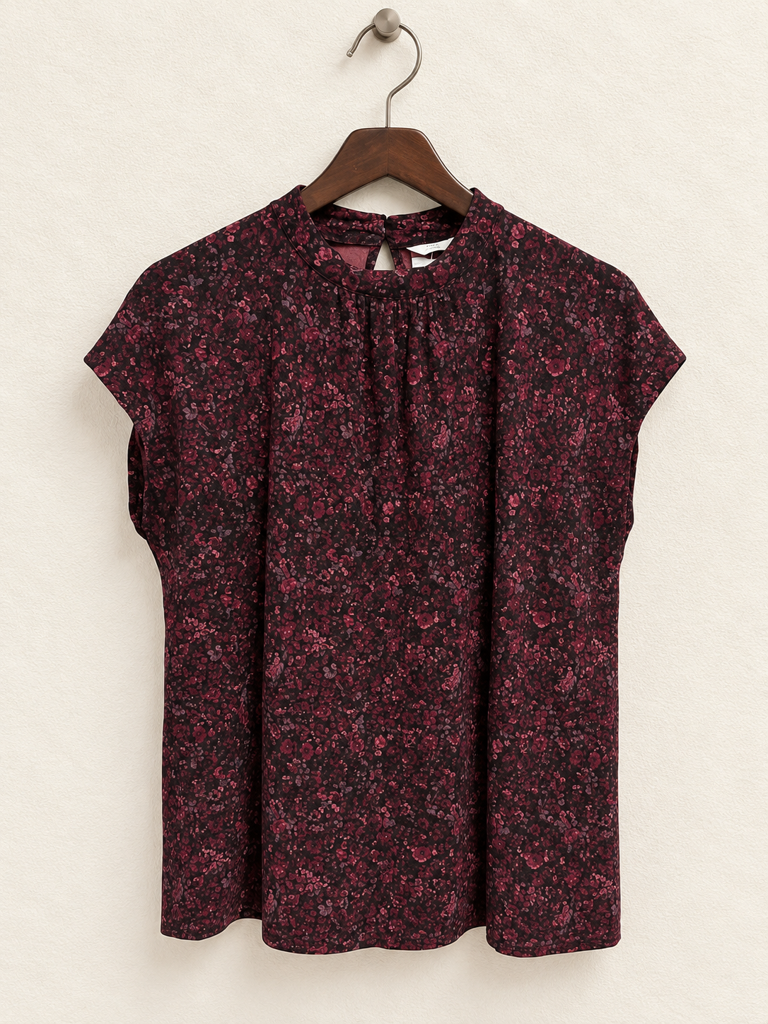 Reitmans Women’s Floral Mock Neck Cap Sleeve Top
