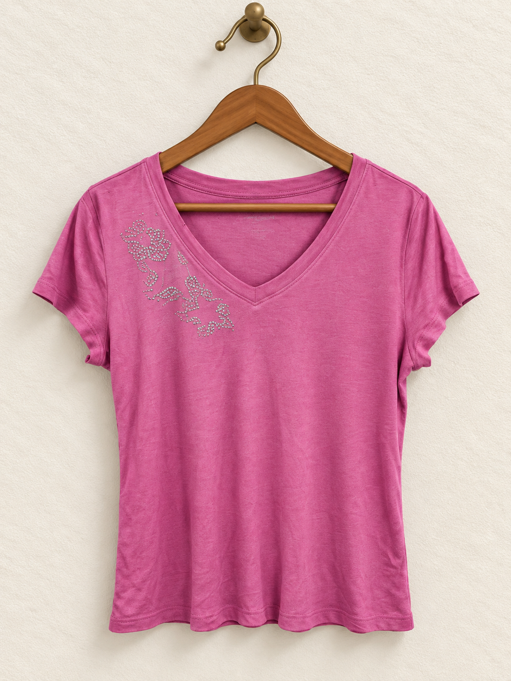 Ambrielle Women's Pink Studded Embellished V-Neck T-Shirt